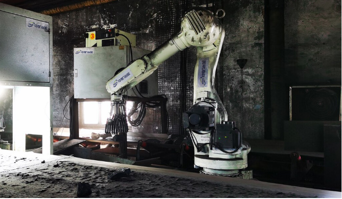 原料杂物机器人智能分拣系统